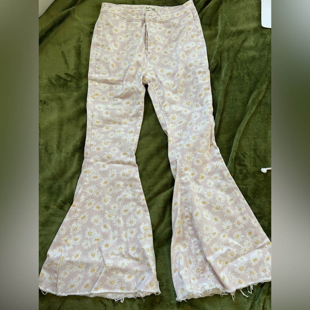 Pink Floral Pants With Daisies from Buckle